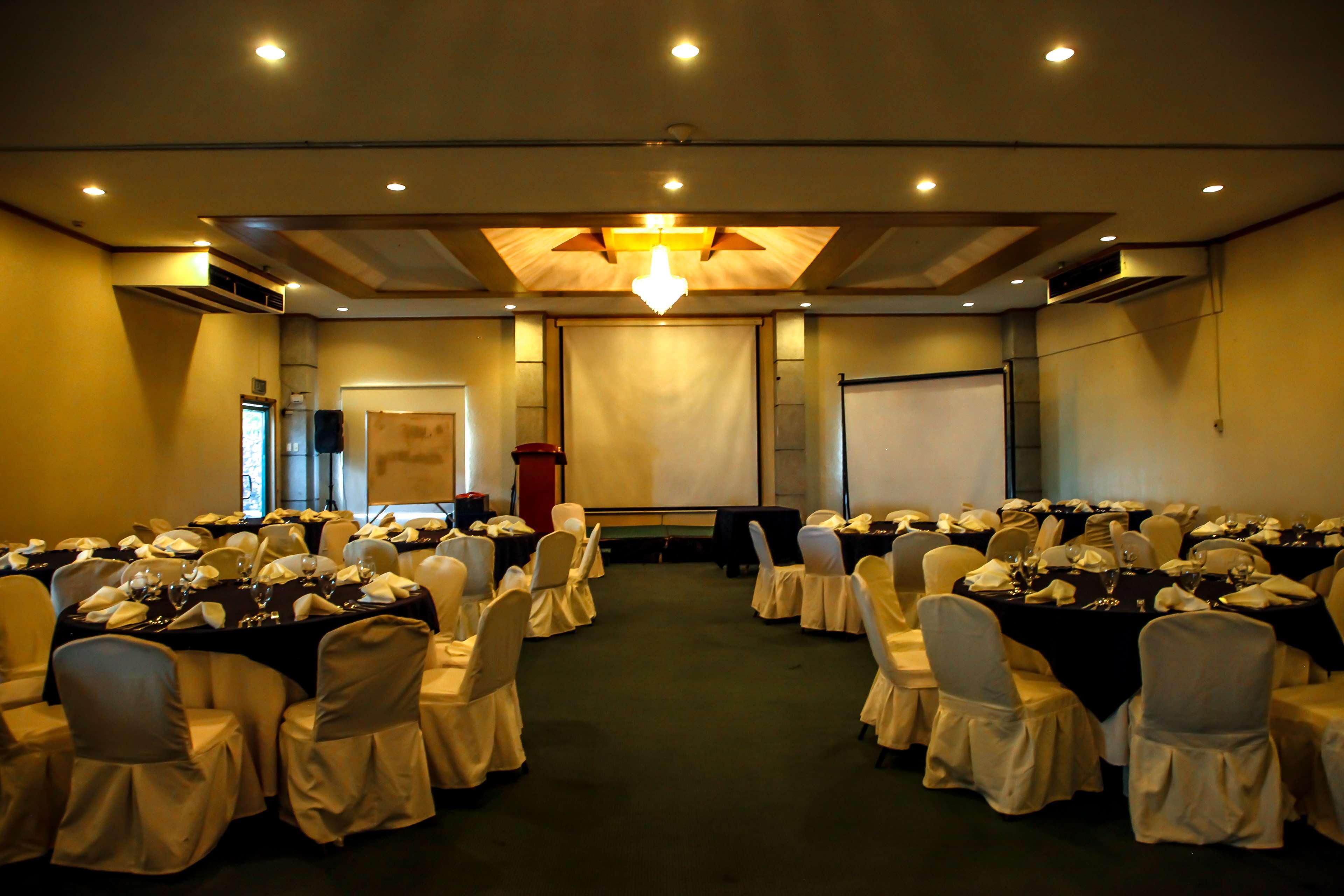 טגאיטאי Days Hotel Tagaytay מראה חיצוני תמונה