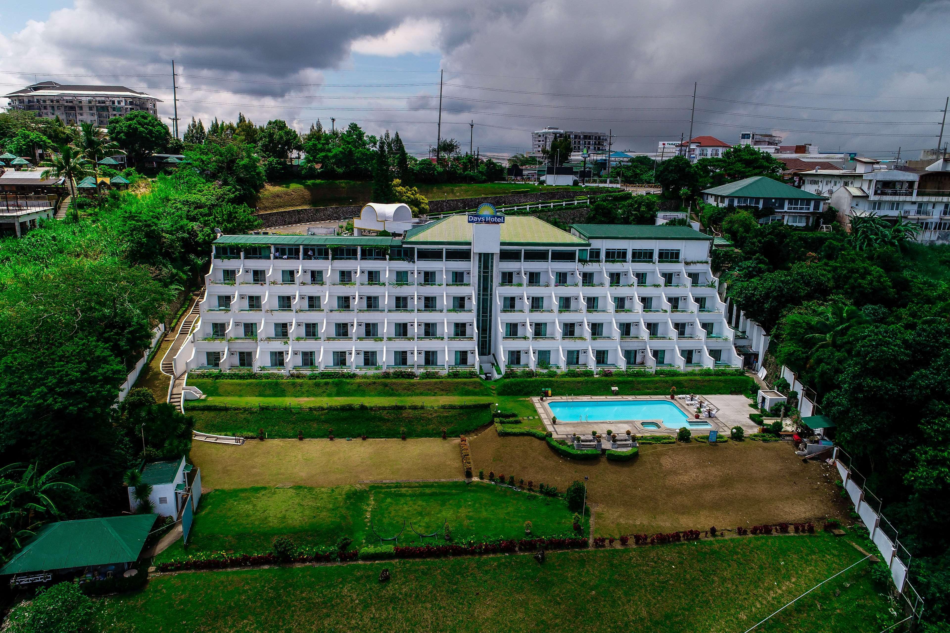 טגאיטאי Days Hotel Tagaytay מראה חיצוני תמונה